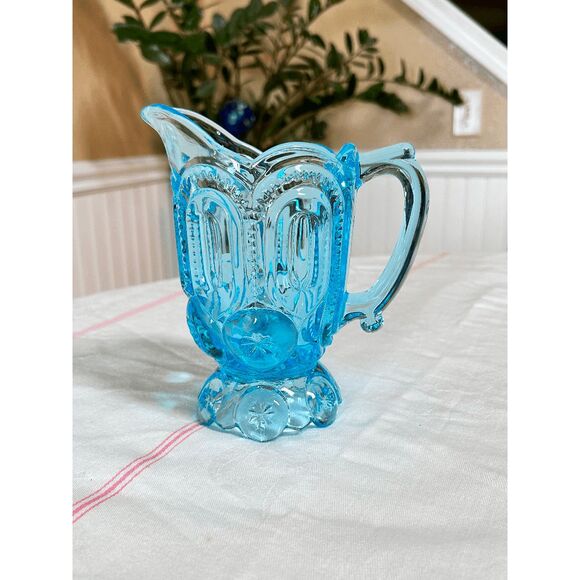 Vintage L.E. Smith Glass Blue Crystal Glass Moon and Stars Creamer Pitcher - Picture 1 of 6